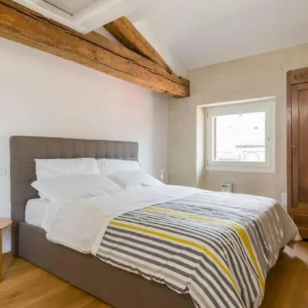Ponte Pietra Luxury In Apartment Verona