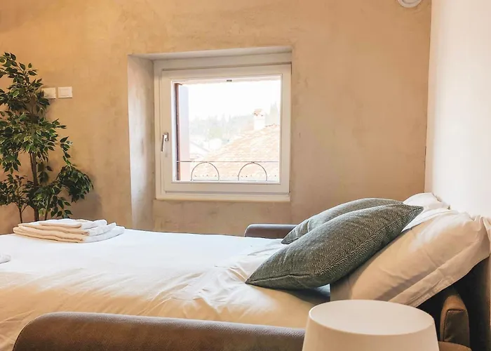 Ponte Pietra Luxury In